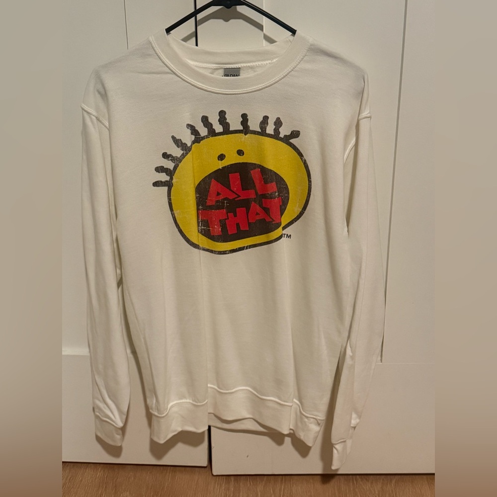 Gildan White Crew Neck Sweater with Graphic Print